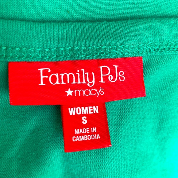 MACY’s FAMILY PJs “Crushed It” NUTCRACKER GREEN SLEEP TOP SIZE SMALL 🌟EUC🌟 - Picture 8 of 11